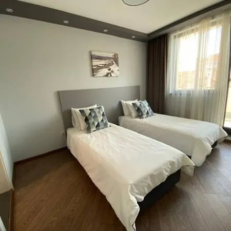 Lux 1bd/1ba Center Lejlighed